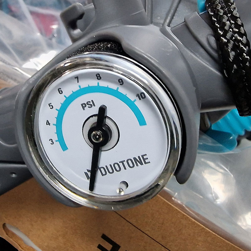 Duotone Druckmesser für Kitepumpe und Wingpumpe / Pressure Gauge for Duotone Pump